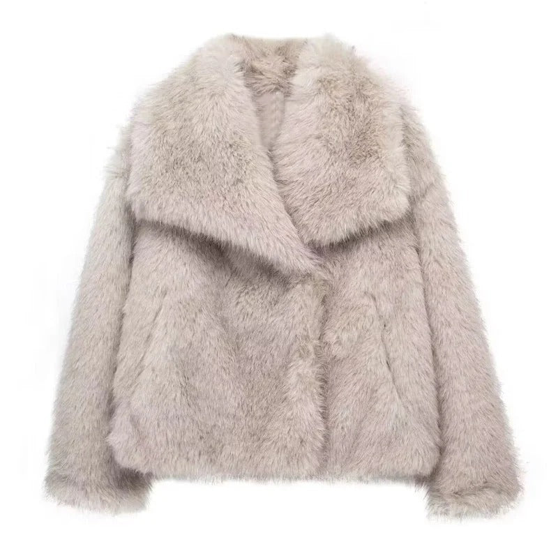 Sue – Chaqueta fluffy