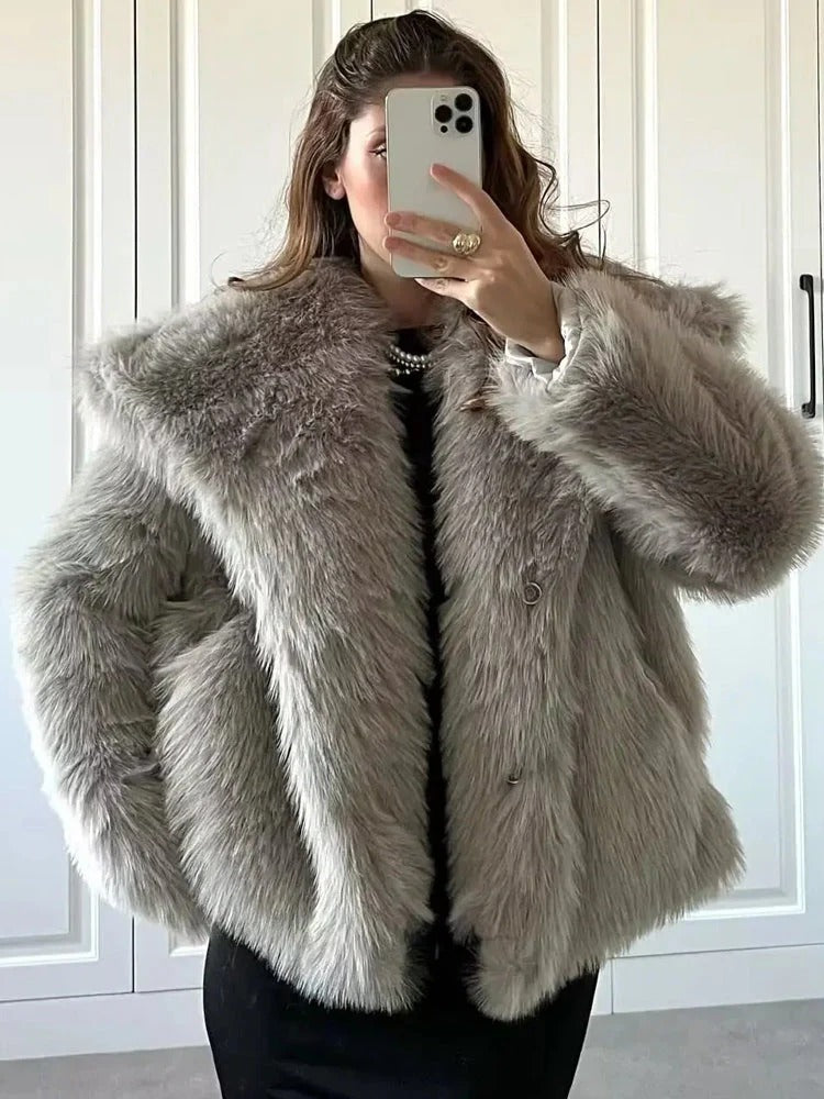 Sue – Chaqueta fluffy