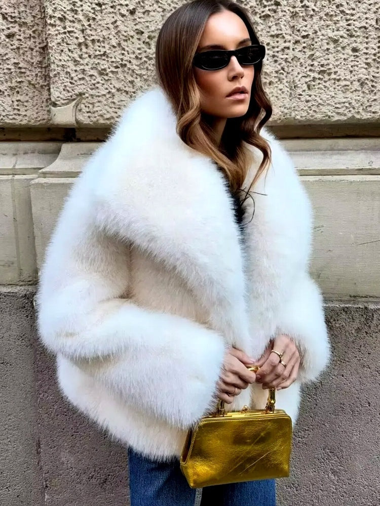 Sue – Chaqueta fluffy